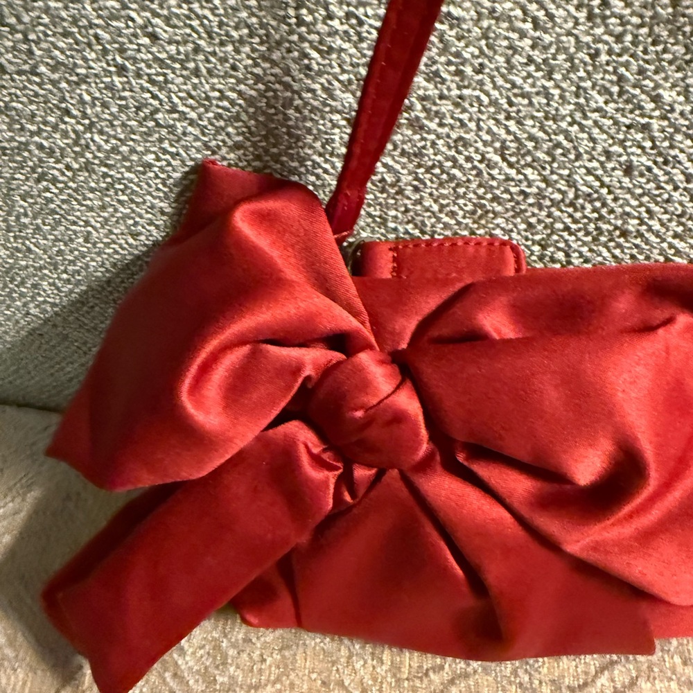 White House Black Market Beautiful Deep Red Evening Purse NOW $29 - Picture 2 of 6